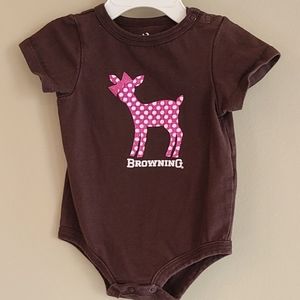 Browning short sleeved onesie/bodysuit